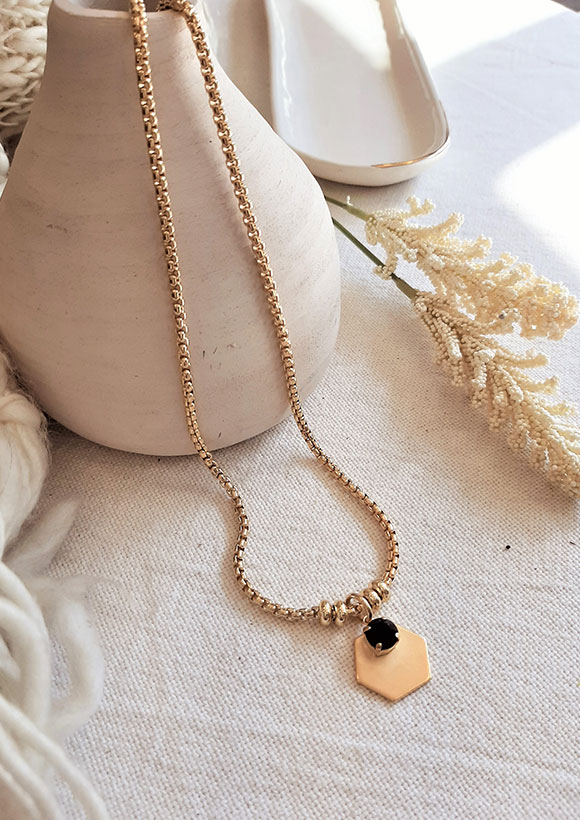 זהב--שיבוץ-שחור