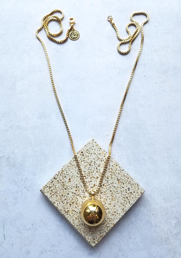 שרשרת-כפתור-זהב-כדור