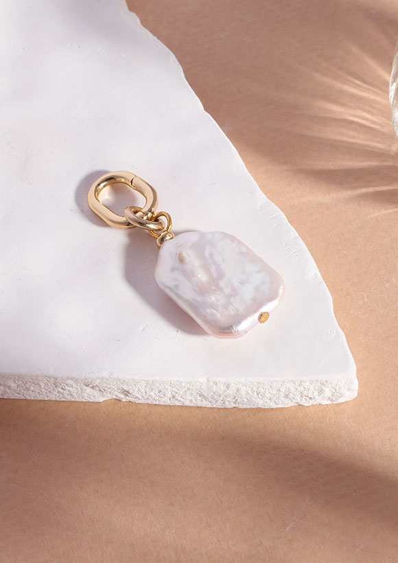 תליון-צ_ארם-פנינה-מלבן