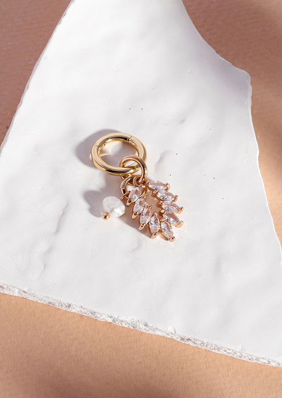 תליון-צ_ארם-עלה-קריסטל-יוניק