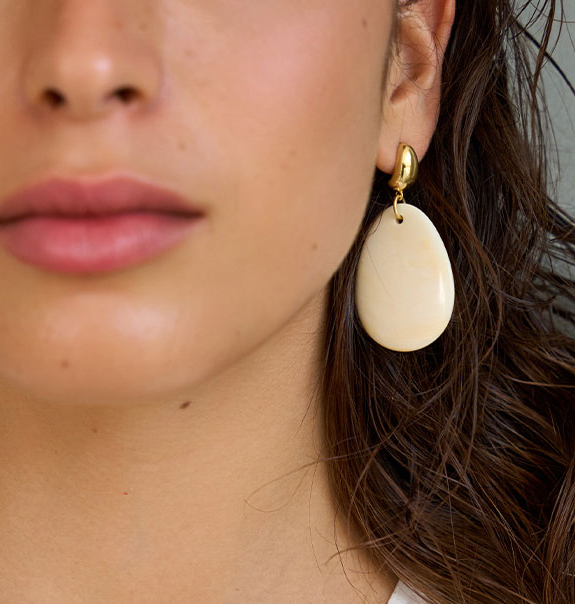 עגילים גדולים לאירועים מיוחדים